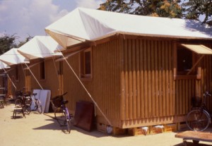 japanese disaster relief project house of paper logs